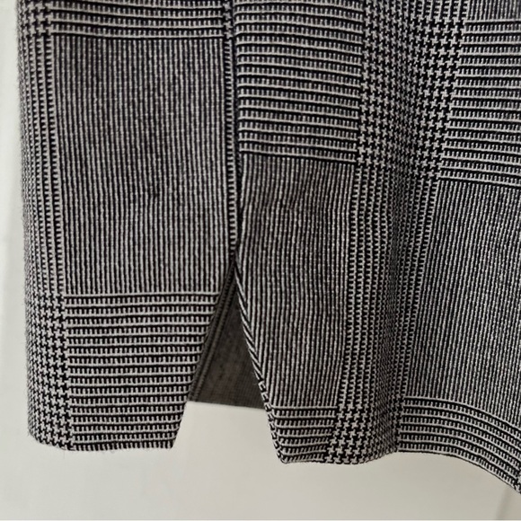 •Old Navy• Glen Check Plaid Cropped Pants - Size 20 - Picture 5 of 7